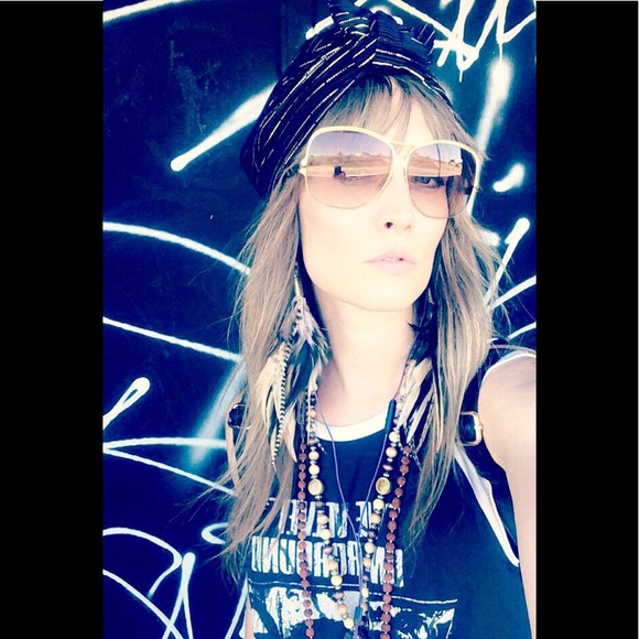 Meet your Posher, Mariann - Picture 3 of 8